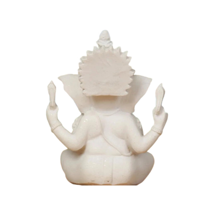 Estátua de Ganesha com acabamento perfeito para colecionadores.